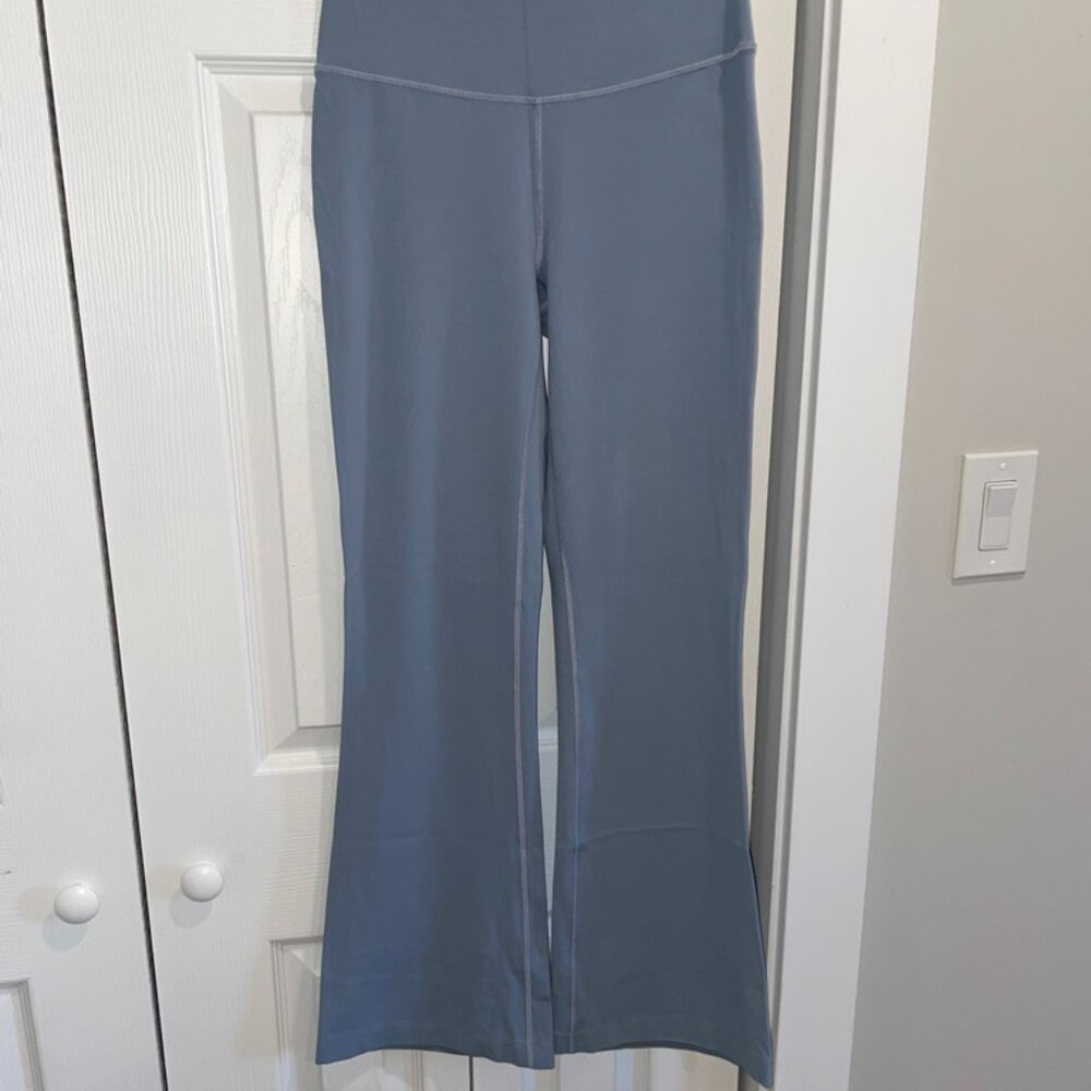 Lululemon Groove Nulu Super-High-Rise Flared Pant